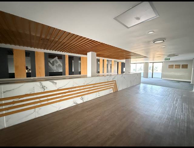 1,481M² OFFICE TO LET IN PARKTOWN